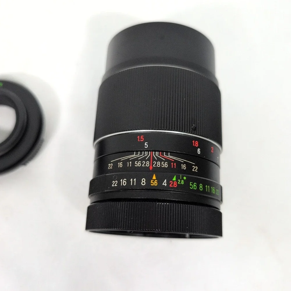 Vintage Vivitar 135mm f2.8 T4 Telephoto Lens Set M42 Mount Mamiya Pentax Cap